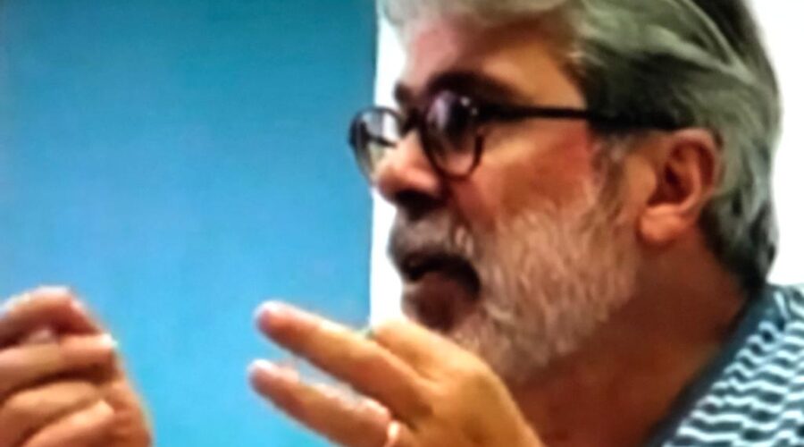Dudú - Faustino Luiz Couto Teixeira: Grande Sertão - Veredas. Instituto de Ciências Humanas - ICH, Universidade Federal de Juiz de Fora - UFJF, Minas Gerais/MG, Brasil. Registro de Albina Emília Almeida Rodrigues. 12,95 GB. 14h00. 22 de agosto de 2019. HD 720p. 02.