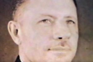 P, Pioneir@s, Paulo Libardoni - Elvira Lazzarotto - Francisco Oreste Libardoni - 30 de março de 1935 - 21 de junho de 1931 - 17 de fevereiro e 09 de maio de 1949, Privato Mafioletti - 24 de abril de 1917 - 1960, Programa Destaque. Rádio 12 de Maio, Casa da Cultura, Reportagem José Carlos Krumenaur, Subsídios Maria Lourdes Schneider, Anair Gava Muraro, Nilza Lazzarotto, Maurício Padilha Müller, Biblioteca Alberto Santos Dumont, São Lourenço D'Oeste, Santa Catarina/SC, Brasil, Postagem Capoeira Mestre Polêmico - Professor João Couto Teixeira, 3.3 GB, 26 a 30 de dezembro de 1995, HD 720p, MOV