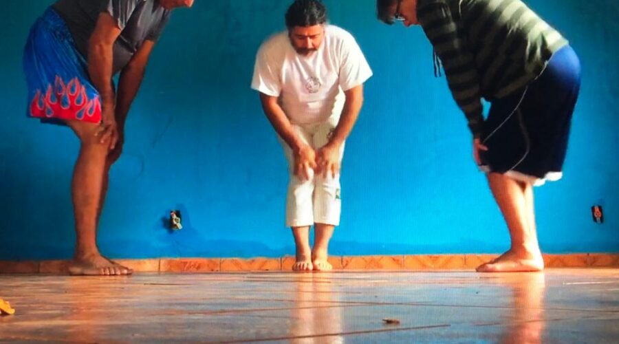 Universidade Livre de Estudos Culturais da Capoeira - Universidade da Capoeira - UNICAPOEIRA: Treino. Mestres Dom Ivan Zacarias Guimarães Gobbo e Clodoaldo Alberico Galindo de Moraes. Lago Oeste, Sobradinho, Distrito Federal/DF, Brasil. Registro de Capoeira Mestre Polêmico - Professor João Couto Teixeira. IMG_0057. 2 GB. 10h35. 01 de novembro de 2015.