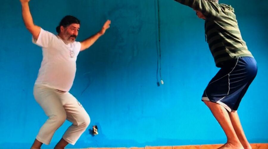 Universidade Livre de Estudos Culturais da Capoeira - Universidade da Capoeira - UNICAPOEIRA: Treino. Mestres Dom Ivan Zacarias Guimarães Gobbo e Clodoaldo Alberico Galindo de Moraes. Lago Oeste, Sobradinho, Distrito Federal/DF, Brasil. Registro de Capoeira Mestre Polêmico - Professor João Couto Teixeira. IMG_0058. 1,68 GB. 10h50. 01 de novembro de 2015.