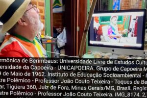 Orquestra Harmônica de Berimbaus: Universidade Livre de Estudos Culturais da Capoeira - Universidade da Capoeira - UNICAPOEIRA. Grupo de Capoeira Meia Lua - Fundado em 29 de Maio de 1962. Instituto de Educação Socioambiental - IESAMBI. Capoeira Mestre Polêmico - Professor João Couto Teixeira - Toques de Berimbau. Sala de Entrar, Tigüera 360, Juiz de Fora, Minas Gerais/MG, Brasil. Registro de Capoeira Mestre Polêmico - Professor João Couto Teixeira. IMG_8174. 2,78 GB. 19h28. Quinta-feira, 13 de Maio de 2021.