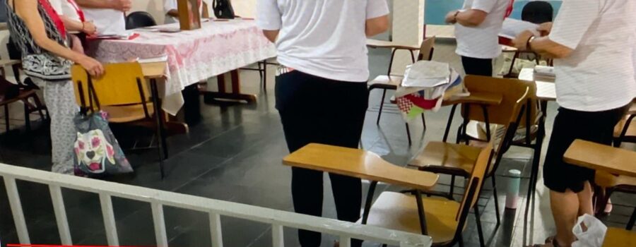 Apóstol@s da Oração ao Sagrado Coração de Jesus: Reunião. Salão Paroquial, Igreja Nossa Senhora Mãe de Deus, Bairro Nossa Senhora de Lourdes, Juiz de Fora, Minas Gerais/MG, Brasil. Registro de Capoeira Mestre Polêmico - Professor João Couto Teixeira. IMG_9358. 6,24 GB. 16h00. Sexta-feira, 01 de Março de 2024. HD 1080p. Universidade Livre de Estudos Culturais da Capoeira - Universidade da Capoeira - UNICAPOEIRA, Instituto de Educação Socioambiental - IESAMBI, Associação de Capoeira - ASCA e Grupo de Capoeira MEIA LUA - Fundado Terça-feira, 29 de Maio de 1962. Seja membro deste canal e ganhe benefícios: https://www.youtube.com/channel/UCE6HrA5Y_VZ4-hgw8FG13aw/join