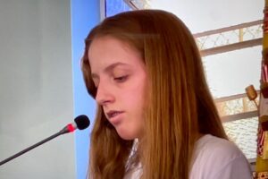 Celebração Eucarística: Após@s da Oração ao Sagrado Coração de Jesus. Padre Luiz Carlos Vitório. Ministra Extraordinária da Sagrada Comunhão Maria Angélica A. de Moraes Tavares. Acolhida e Preces da Comunidade Freitas F. Fonseca. Salmo 18 - Seu Som Ressoa e se Espalha em Toda a Terra - Mestre Polêmico. Igreja Nossa Senhora Mãe de Deus, Bairro Nossa Senhora de Lourdes, Juiz de Fora, Minas Gerais/MG, Brasil. Registro de Capoeira Mestre Polêmico - Professor Doutor João Couto Teixeira. IMG_9703. 4,44 GB. 15h00. Sexta-feira, 03 de Maio de 2024. HD 1080p. MOV. Universidade Livre de Estudos Culturais da Capoeira - Universidade da Capoeira - UNICAPOEIRA, Instituto de Educação Socioambiental - IESAMBI, Associação de Capoeira - ASCA e Grupo de Capoeira MEIA LUA - Fundado Terça-feira, 29 de Maio de 1962. Seja membro deste canal e ganhe benefícios: https://www.youtube.com/channel/UCE6HrA5Y_VZ4-hgw8FG13aw/join
