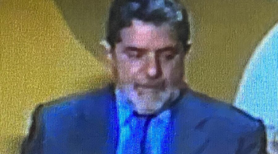 Presidente Luiz Inácio Lula da Silva - Cidadão Honorário de Brasília. Câmara Legislativa do Distrito Federal - CLDF, Brasil. Registro de Capoeira Mestre Polêmico - Professor Doutor João Couto Teixeira. 5,29 GB. MP4. Universidade Livre de Estudos Culturais da Capoeira - Universidade da Capoeira - UNICAPOEIRA, Instituto de Educação Socioambiental - IESAMBI, Associação de Capoeira - ASCA e Grupo de Capoeira MEIA LUA - Fundado Terça-feira, 29 de Maio de 1962. Orquestra Harmônica de Berimbaus. http://universidadedacapoeira.com/ Seja membro deste canal e ganhe benefícios: https://www.youtube.com/channel/UCE6HrA5Y_VZ4-hgw8FG13aw/join PIX - polemico72@hotmail.com