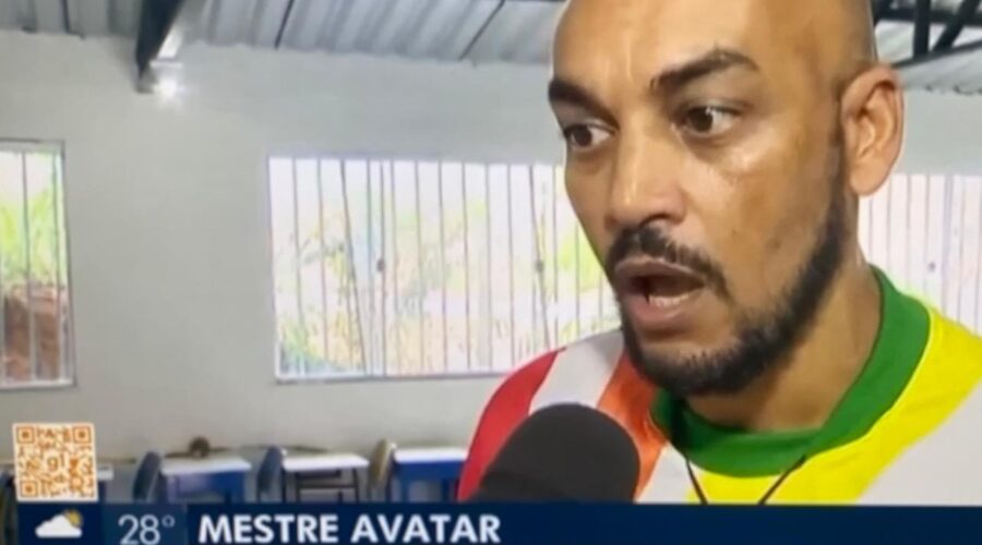 Mestres Avatar de Gravatá - Giovanni Diomedson de Andrade, Kiko - Jorge Ricardo de Souza, Sargento Sandro e Carlão. Casa da Criança Jacinta e Francisco, Rua Irmã Emerenciana, Número 131, CEP 36.072-500, Bairro Retiro, Juiz de Fora, Minas Gerais/MG, Brasil. Registro de Capoeira Mestre Avatar de Gravatá - Giovanni Diomedson de Andrade. IMG_0116. 646,1 MB. 13h11. Quinta-feira, 07 de Dezembro de 2023. HD 1080p. MOV. Universidade Livre de Estudos Culturais da Capoeira - Universidade da Capoeira - UNICAPOEIRA, Instituto de Educação Socioambiental - IESAMBI, Associação de Capoeira - ASCA e Grupo de Capoeira MEIA LUA - Fundado Terça-feira, 29 de Maio de 1962. http://universidadedacapoeira.com/ Seja membro deste canal e ganhe benefícios: https://www.youtube.com/channel/UCE6HrA5Y_VZ4-hgw8FG13aw/join PIX - polemico72@hotmail.com