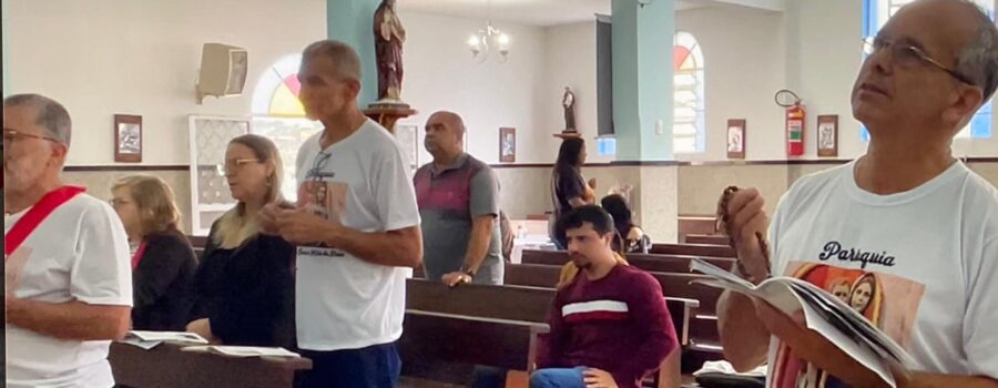 Terço dos Homens em Família - Coordenador Cláudio Luiz Farias. Igreja Nossa Senhora Mãe de Deus, Bairro Nossa Senhora de Lourdes, Juiz de Fora, Minas Gerais/MG, Brasil. Registro de Capoeira Estrela Dalva - Artista Plástica e Cineasta Salete Libardoni. IMG_6187. 3,76 GB. 09h15. Domingo, 18 de Maio de 2025. HD 1080p. MOV. Universidade Livre de Estudos Culturais da Capoeira - Universidade da Capoeira - UNICAPOEIRA, Instituto de Educação Socioambiental - IESAMBI, Associação de Capoeira - ASCA e Grupo de Capoeira MEIA LUA - Fundado Terça-feira, 29 de Maio de 1962. http://universidadedacapoeira.com/ Seja membro deste canal e ganhe benefícios: https://www.youtube.com/channel/UCE6HrA5Y_VZ4-hgw8FG13aw/join PIX - polemico72@hotmail.com