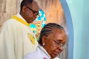 Celebração Eucarística - Padre Guanair da Silva Santos. Ministra Extraordinária da Sagrada Comunhão Maria Inês. Primeira Leitura Ministro Extraordinário da Sagrada Comunhão Paulo Roberto Pires. Salmo 17 - Ide por todo o Mundo, a Todos Pregai o Evangelho - Mestre Polêmico. Igreja Nossa Senhora Mãe de Deus, Bairro Nossa Senhora de Lourdes, Juiz de Fora, Minas Gerais/MG, Brasil. Registro de Capoeira Estrela Dalva - Artista Plástica e Cineasta Salete Libardoni. IMG_0564. 4,47 GB. 08h00. Sexta-feira, 09 de Maio de 2025. HD 1080p. MOV. Universidade Livre de Estudos Culturais da Capoeira - Universidade da Capoeira - UNICAPOEIRA, Instituto de Educação Socioambiental - IESAMBI, Associação de Capoeira - ASCA e Grupo de Capoeira MEIA LUA - Fundado Terça-feira, 29 de Maio de 1962. http://universidadedacapoeira.com/ Seja membro deste canal e ganhe benefícios: https://www.youtube.com/channel/UCE6HrA5Y_VZ4-hgw8FG13aw/join PIX - polemico72@hotmail.com