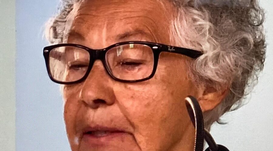 Celebração Eucarística: Padre Guanair da Silva Santos. Ministra Extraordinária da Sagrada Comunhão Maria Inês. Acolhida e Preces da Comunidade Ministro Extraordinário da Sagrada Comunhão Paulo Roberto Pires. Primeira Leitura Graça. Salmo 56 - Vou Louvar-vos, Senhor, Entre os Povos - Mestre Polêmico. Igreja Nossa Senhora Mãe de Deus, Bairro Nossa Senhora de Lourdes, Juiz de Fora, Minas Gerais/MG, Brasil. Registro de Capoeira Estrela Dalva - Artista Plástica e Cineasta Salete Libardoni. IMG_2848. 4,85 GB. 08h00. Sexta-feira, 23 de Maio de 2025. HD 1080p. MOV. Universidade Livre de Estudos Culturais da Capoeira - Universidade da Capoeira - UNICAPOEIRA, Instituto de Educação Socioambiental - IESAMBI, Associação de Capoeira - ASCA e Grupo de Capoeira MEIA LUA - Fundado Terça-feira, 29 de Maio de 1962. http://universidadedacapoeira.com/ Seja membro deste canal e ganhe benefícios: https://www.youtube.com/channel/UCE6HrA5Y_VZ4-hgw8FG13aw/join PIX - polemico72@hotmail.com