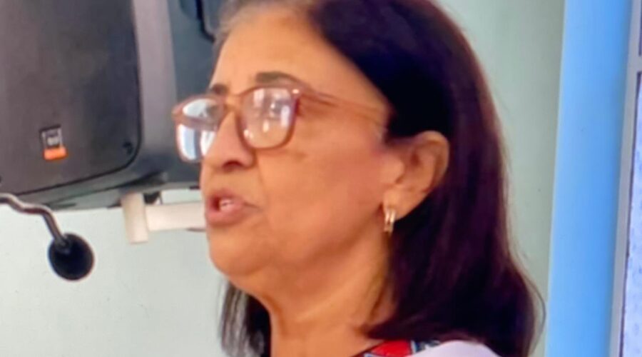Celebração Eucarística: Padre Guanair da Silva Santos. Ministros Extraordinários da Sagrada Comunhão Amaro Azevedo e Moreco. Preces da Comunidade Ministra Extraordinária;aria da Sagrada Comunhão Ana Venâncio. Pastoral da Música Antônio Reis, Isabel dos Santos Souza Borges, Dalvia da Silva Paula, Mestres Polêmico, Avatar de Gravatá - Giovanni Diomedson de Andrade e Leonardo Torres. Igreja Nossa Senhora Mãe de Deus, Bairro Nossa Senhora de Lourdes, Juiz de Fora, Minas Gerais/MG, Brasil. Registro de Capoeira Mestre Polêmico - Professor Doutor João Couto Teixeira. IMG_0550.8,87 GB. 08h00. Domingo, 06 de Abril de 2025. HD 1080p. MOV. Universidade Livre de Estudos Culturais da Capoeira - Universidade da Capoeira - UNICAPOEIRA, Instituto de Educação Socioambiental - IESAMBI, Associação de Capoeira - ASCA e Grupo de Capoeira MEIA LUA - Fundado Terça-feira, 29 de Maio de 1962. http://universidadedacapoeira.com/ Seja membro deste canal e ganhe benefícios: https://www.youtube.com/channel/UCE6HrA5Y_VZ4-hgw8FG13aw/join PIX - polemico72@hotmail.com