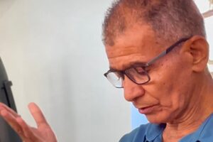 Celebração Eucarística: Padre Guanair da Silva Santos. Diácono Márcio Rosa dos Santos. Ministro Extraordinário da Sagrada Comunhão Amaro Azevedo. Acolhida Ministra Extraordinária da Sagrada Comunhão Ana Venâncio. Salmo 102 - O Senhor é Bondoso e Compassivo - Sebastião Rosa Leite Filho. Segunda Leitura Wanderley Tagliatte. Preces da Comunidade Ministro Extraordinário da Sagrada Comunhão Amaro Azevedo. Igreja Nossa Senhora Mãe de Deus, Bairro Nossa Senhora de Lourdes, Juiz de Fora, Minas Gerais/MG, Brasil. Registro de Capoeira Mestre Polêmico - Professor Doutor João Couto Teixeira. IMG_0533. 7,49 GB. 08h00. Domingo, 23 de Março de 2025. HD 1080p. MOV. Universidade Livre de Estudos Culturais da Capoeira - Universidade da Capoeira - UNICAPOEIRA, Instituto de Educação Socioambiental - IESAMBI, Associação de Capoeira - ASCA e Grupo de Capoeira MEIA LUA - Fundado Terça-feira, 29 de Maio de 1962. http://universidadedacapoeira.com/ Seja membro deste canal e ganhe benefícios: https://www.youtube.com/channel/UCE6HrA5Y_VZ4-hgw8FG13aw/join PIX - polemico72@hotmail.com