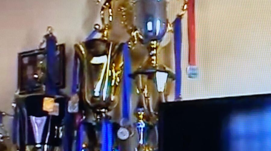 Universidade de Estudos Culturais da Capoeira - Universidade da Capoeira - UNICAPOEIRA: Instituto de Educação Socioambiental - IESAMBI. Futebol. Escola, Canavieiras, Bahia/BA, Brasil. Registro de Capoeira Dom Ivan Zacarias Guimarães Gobbo. 254,1 MB. 14h47. 04 de maio de 2015.