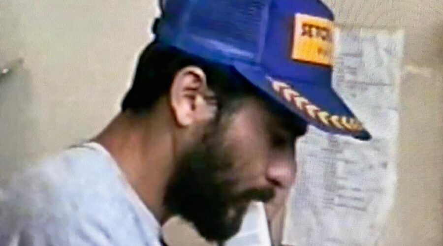 Projetando o Margem: Bastidores Educacionais. Universidade Livre de Estudos Culturais da Capoeira - Universidade da Capoeira - UNICAPOEIRA e Instituto de Educação Socioambiental - IESAMBI. Associação de Pais e Mestres - APM, Secretaria de Estado de Educação - SEE, Centro de Ensino Médio Setor Leste - CEMSL, Brasília, Distrito Federal/DF, Brasil. Registro de Capoeira Mestre Polêmico - Professor João Couto Teixeira. 536,5 MB. Terça-feira, 03 de Junho de 1998.