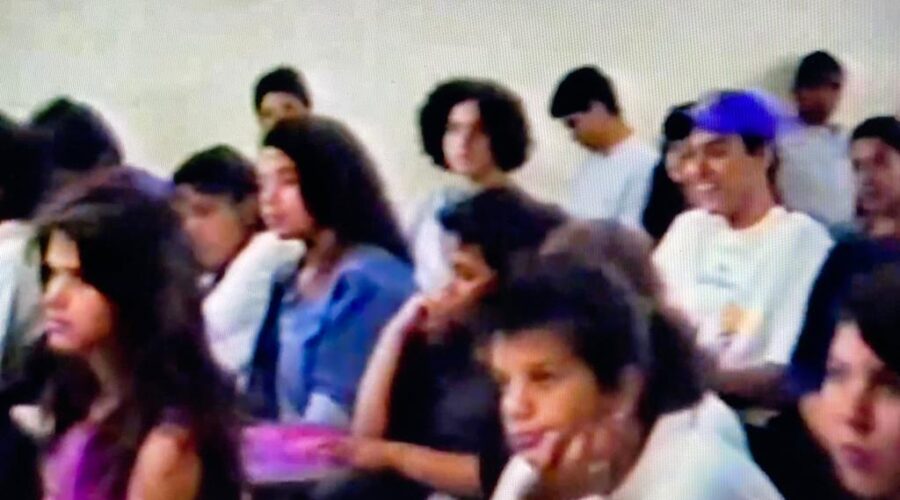 Curso de Comunicação: Primeira Semana de Arte, Cultura e Meio Ambiente - I SACMA. Universidade Livre de Estudos Culturais da Capoeira - Universidade da Capoeira - UNICAPOEIRA e Instituto de Educação Socioambiental - IESAMBI. Centro de Ensino Médio Elefante Branco - CEMEB, Sindicato dos Professores - SINPRO, Setor de Provimento e Produção - SEPRO, Núcleo de Teleeducação - NUTEL, Centro de Recursos Tecnológicos - CRT, Secretaria de Estado de Educação - SEE, Brasília, Distrito Federal/DF, Brasil. Registros de Professora Mara - Português, José Luiz Gonçalves, Capoeira Mestre Polêmico - Professor João Couto Teixeira, Professor Peter Faluhelyi e Professor Gustavo Dourado. 1,2 GB. Terça-feira, 05 a 07 de Outubro de 1993. HD 1080p.