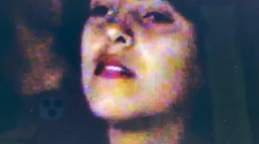 Duas Novas Músicas: Primeira Semana de Arte, Cultura e Meio Ambiente - I SACMA. Universidade Livre de Estudos Culturais da Capoeira - Universidade da Capoeira - UNICAPOEIRA e Instituto de Educação Socioambiental - IESAMBI. Centro de Ensino Médio Elefante Branco - CEMEB, Sindicato dos Professores - SINPRO, Setor de Provimento e Produção - SEPRO, Núcleo de Teleeducação - NUTEL, Centro de Recursos Tecnológicos - CRT, Secretaria de Estado de Educação - SEE, Brasília, Distrito Federal/DF, Brasil. Registros de Professora Mara - Português, José Luiz Gonçalves, Capoeira Mestre Polêmico - Professor João Couto Teixeira, Professor Peter Faluhelyi e Professor Gustavo Dourado. 1,3 GB. Terça-feira, 05 a 07 de Outubro de 1993.