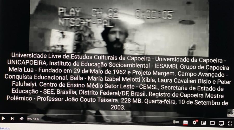Universidade Livre de Estudos Culturais da Capoeira - Universidade da Capoeira - UNICAPOEIRA, Instituto de Educação Socioambiental - IESAMBI, Grupo de Capoeira Meia Lua - Fundado em 29 de Maio de 1962 e Projeto Margem. Campo Avançado - Conquista Educacional. Bella - Maria Izabel Melotti Xible, Laura Cavalieri Bisio e Peter Faluhelyi. Centro de Ensino Médio Setor Leste - CEMSL, Secretaria de Estado de Educação - SEE, Brasília, Distrito Federal/DF, Brasil. Registro de Capoeira Mestre Polêmico - Professor João Couto Teixeira. 228 MB. Quarta-feira, 10 de Setembro de 2003.