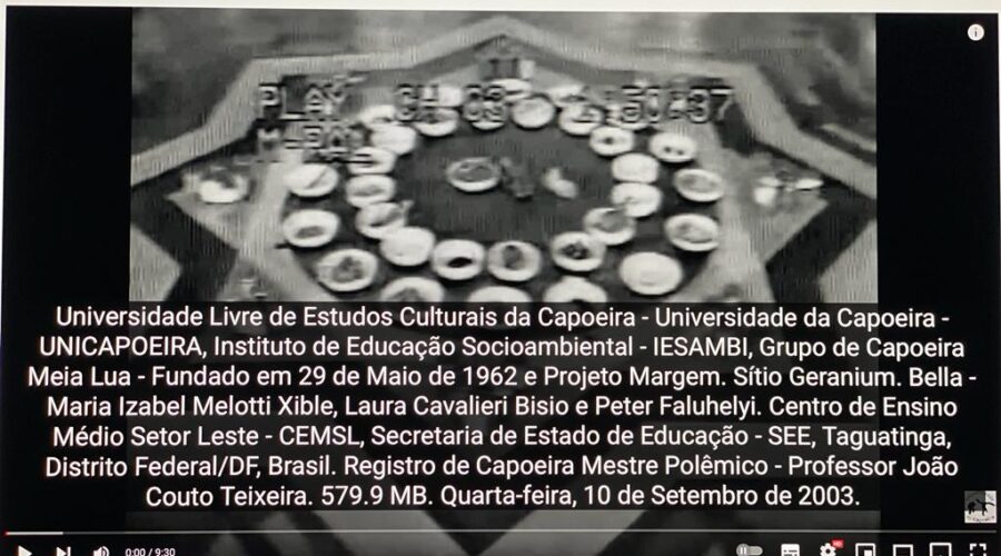 Universidade Livre de Estudos Culturais da Capoeira - Universidade da Capoeira - UNICAPOEIRA, Instituto de Educação Socioambiental - IESAMBI, Grupo de Capoeira Meia Lua - Fundado em 29 de Maio de 1962 e Projeto Margem. Sítio Geranium. Bella - Maria Izabel Melotti Xible, Laura Cavalieri Bisio e Peter Faluhelyi. Centro de Ensino Médio Setor Leste - CEMSL, Secretaria de Estado de Educação - SEE, Taguatinga, Distrito Federal/DF, Brasil. Registro de Capoeira Mestre Polêmico - Professor João Couto Teixeira. 579,9 MB. Quarta-feira, 10 de Setembro de 2003.