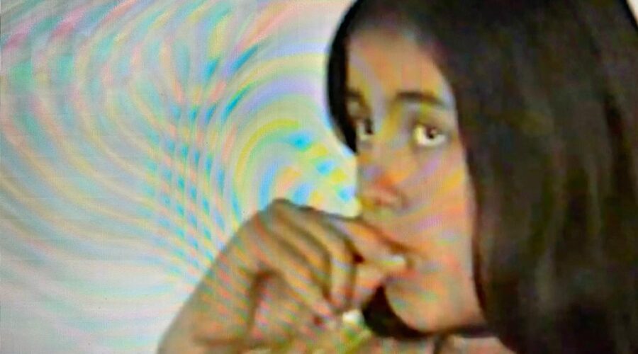 Universidade Livre de Estudos Culturais da Capoeira - Universidade da Capoeira - UNICAPOEIRA, Instituto de Educação Socioambiental - IESAMBI e Grupo de Capoeira Meia Lua - Fundado em 29 de Maio de 1962. Curso de Arbitragem. Capoeira Mestres Squisito - Reginaldo Silveira da Costa, Carcará - Alex Charles Rocha, José Paulo Santos e Dom Ivan Zacarias Guimarães Gobbo. Departamento de Educação Física, Esportes e Recreação - DEFER, Brasília, Distrito Federal/DF, Brasil. Registro de Capoeiras Mestre Polêmico - Professor João Couto Teixeira e Doutor Peter Faluhelyi. 8,22 GB. Sábado, 20 de Junho de 1998.