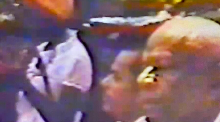 Dança de Guerra: Texto Sampaio Gerbasi, Narração William Mendonça, Colaboração Claudio Reis, Som Direto Djalma Correia, Montagem Mario Murakami, Fotografia Luiz Gonzaga, Laboratórios Imagens Lider, Som Tecnisom, Produtor Associado Agnaldo Azevedo, Argumento, Produção e Direção Jair Moura. Nazaré das Farinhas e Salvador, Bahia/BA, Brasil. 1,09 GB. Segunda-feira, 05 de Junho de 1972.