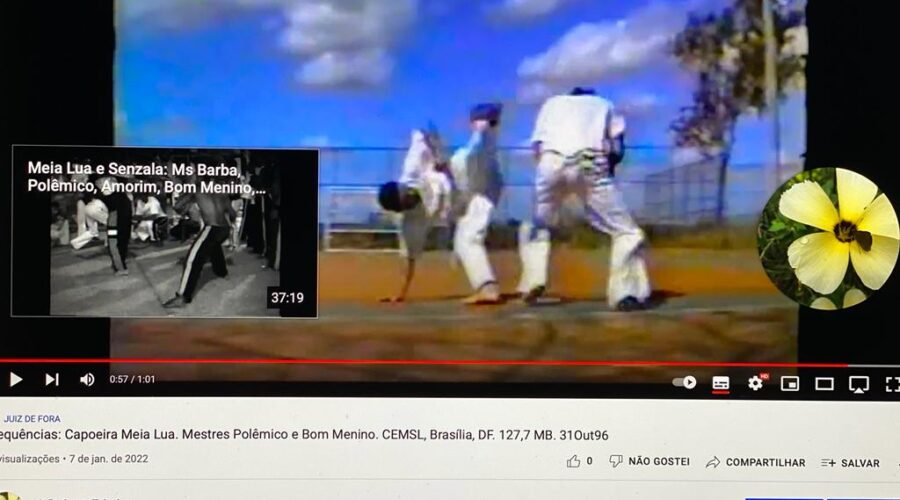 Universidade Livre de Estudos Culturais da Capoeira - Universidade da Capoeira - UNICAPOEIRA, Instituto de Educação Socioambiental - IESAMBI e Grupo de Capoeira Meia Lua - Fundado em 29 de Maio de 1962. Projeto Capoeira na Escola. Sequências Criadas por Mestre Marco Aurélio de Moraes Barros. Mestres Polêmico - Professor João Couto Teixeira e Bom Menino - Aluizio de Melo Cavalcanti Júnior. Centro de Ensino Médio Setor Leste - CEMSL, Secretaria de Estado de Educação - SEE, Brasília, Distrito Federal/DF, Brasil. Registros de Euro e de Capoeiras Professora Lua Bonita - Ana Cláudia Sousa Vieira, Mestres Polêmico - Professor João Couto Teixeira, Registro e Bom Menino - Aluizio de Melo Cavalcanti Júnior. 127,7 MB. Quinta-feira, 31 de Outubro de 1996.