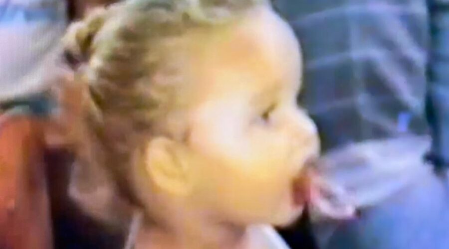 Universidade Livre de Estudos Culturais da Capoeira - Universidade da Capoeira - UNICAPOEIRA, Instituto de Educação Socioambiental - IESAMBI e Grupo de Capoeira Meia Lua - Fundado em 29 de Maio de 1962. Assembleia Popular. Prefeitura Comunitária. Paranoá, Distrito Federal/DF, Brasil. Registro de Capoeira Mestre Benedito Fernandes Almeida. 7,29 GB. Sábado, 14 de Fevereiro de 1987. HD 1080p.