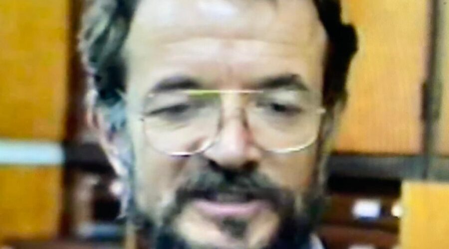 Universidade Livre de Estudos Culturais da Capoeira - Universidade da Capoeira - UNICAPOEIRA, Associação de Capoeira - ASCA e Grupo de Capoeira Meia Lua - Fundado em 29 de Maio de 1962: Instituto de Educação Socioambiental - IESAMBI. Capoeira Mestre Polêmico - Professor João Couto Teixeira e Doutor@s Roberto Teixeira Alves, José Antônio, Yeda, Jane, Valdir, Tânia e Victor Becker. Planaltina, Distrito Federal/DF, Brasil. Registro de Capoeira Mestres Polêmico - Professor João Couto Teixeira e Tatá - Carlos Domingos de La Bianca Bimbato. 13,66 GB. Terça-feira, 23 de Outubro de 1990. Primeira Parte. HD 1080p.