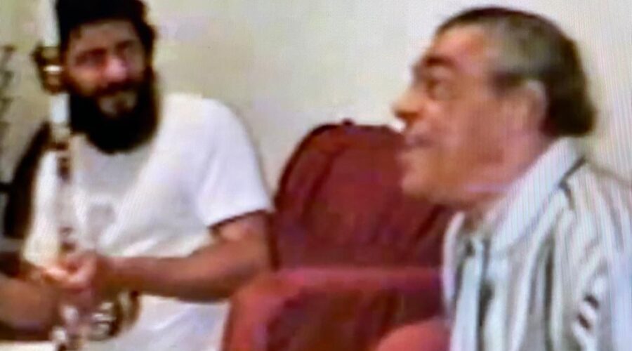 Universidade Livre de Estudos Culturais da Capoeira - Universidade da Capoeira - UNICAPOEIRA, Instituto de Educação Socioambiental - IESAMBI e Grupo de Capoeira Meia Lua - Fundado em 29 de Maio de 1962. Mestr@s Onça Tigre - Doutor Milton Freire de Carvalho, Wilson Rodrigues, Pombo de Ouro - José Bispo Correia, Dom Ivan Zacarias Guimarães Gobbo, Polêmico - Professor João Couto Teixeira, Pesado - Pedro de Abreu Neiva e Amilka. Roça do Lobo, Taguatinga, Distrito Federal/DF, Brasil. Registro de Capoeira Mestre Polêmico - Professor João Couto Teixeira. 5,52 GB. Domingo, 22 de Setembro de 2002. HD 1080p.