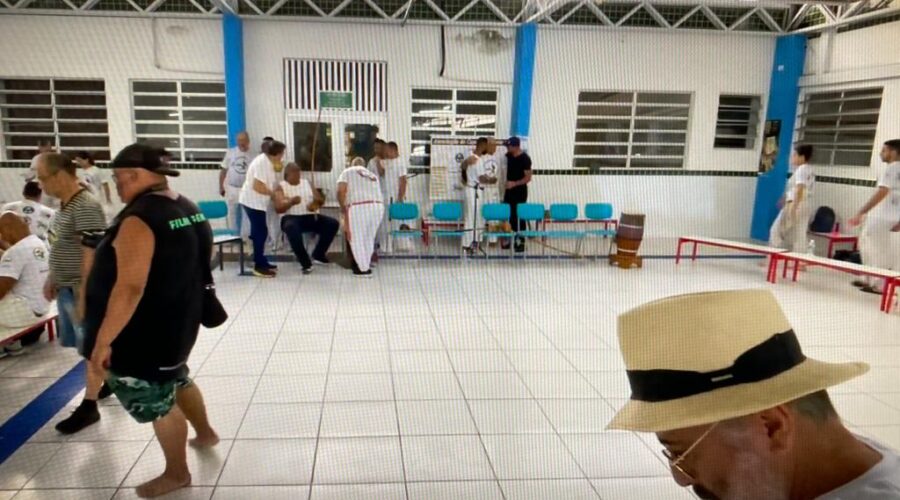 Universidade Livre de Estudos Culturais da Capoeira - Universidade da Capoeira - UNICAPOEIRA, Instituto de Educação Socioambiental - IESAMBI, Grupo de Capoeira Meia Lua na Escola - Fundado em 29 de Maio de 1962 e Associação de Capoeira - ASCA. Mestre Fábio Parada. #AssociacaoCapoeiraMovimentos40Anos #CapoeiraMestreFabioParada #CapoeiraMestreEduardoStorti #CapoeiraMestreNiltonRibasMartinsJunior #CapoeiraMestreMarceloCunha #CapoeiraMestreMarcioSantos #CapoeiraMestreEliasFonseca #CapoeiraMestreBolhaMarceloAlmeida #CapoeiraMestreBistecaJoséLuizDaConceiçãoFrancisco #CapoeiraMestreGogoDeOuroRogerioFonseca #CapoeiraMestreJeffersonGomesNogueira #CapoeiraMestreFlexaRenatoPereiraGonçalves #CapoeiraMestreChinaEdmilsonSilva #CapoeiraMeestreBomSorrisoAndre #CapoeiraMestreAlexsandroDeRezendeCarvalho Itanhaém, São Paulo/SP, Brasil. Registro de Capoeira Mestre Polêmico - Professor João Couto Teixeira. IMG_6897. 101,21 GB. 09h38. Sábado, 22 de Outubro de 2022.