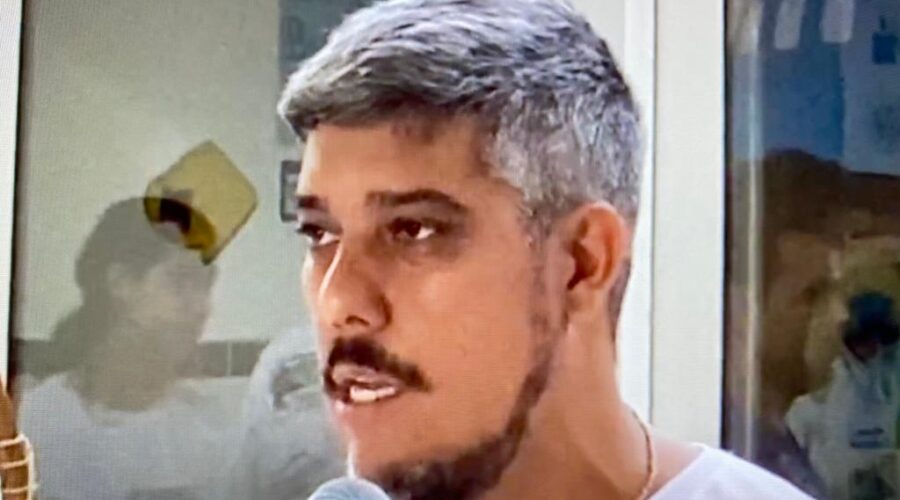 Universidade Livre de Estudos Culturais da Capoeira - Universidade da Capoeira - UNICAPOEIRA, Instituto de Educação Socioambiental - IESAMBI, Grupo de Capoeira Meia Lua na Escola - Fundado em 29 de Maio de 1962 e Associação de Capoeira - ASCA. Segundo Momento Proximal. Mestre Márcio Santos e Roda Aberta. Itanhaém, São Paulo/SP, Brasil. Registro de Capoeira Mestre Polêmico - Professor João Couto Teixeira. IMG_9023. 12,33 GB. 11h22. Sábado, 22 de Outubro de 2022. #CapoeiraMestreFabioParada #CapoeiraMestreEduardoStorti #CapoeiraMestreNiltonRibasMartinsJunior #CapoeiraMestreMarceloCunha #CapoeiraMestreMarcioSantos #CapoeiraMestreEliasFonseca #CapoeiraMestreBolhaMarceloAlmeida #CapoeiraMestreBistecaJoséLuizDaConceiçãoFrancisco #CapoeiraMestreGogoDeOuroRogerioFonseca #CapoeiraMestreJeffersonGomesNogueira #CapoeiraMestreFlexaRenatoPereiraGonçalves #CapoeiraMestreChinaEdmilsonSilva #CapoeiraMeestreBomSorrisoAndre #CapoeiraMestreGiloÂngeloFornazier #CapoeiraMestreCesarAugustoBarrosDosSantos