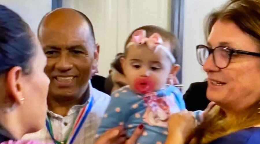 Universidade Livre de Estudos Culturais da Capoeira - Universidade da Capoeira - UNICAPOEIRA, Associação de Capoeira - ASCA, Instituto de Educação Socioambiental - IESAMBI e Grupo de Capoeira Meia Lua - Fundado em 29 de Maio de 1962. Mestre Alexandre José Ribeiro de Amorim. Outorga da Medalha Nelson Silva. Câmara Municipal, Bairro Centro, Juiz de Fora, Minas Gerais/MG, Brasil. Registro de Capoeira Mestre Polêmico - Professor João Couto Teixeira. IMG_0027. 8,85 GB. 19h52. Terça-feira, 29 de Novembro de 2022. HD 1080p.