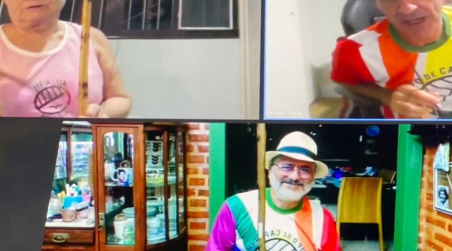 Universidade Livre de Estudos Culturais da Capoeira - Universidade da Capoeira - UNICAPOEIRA, Instituto de Educação Socioambiental - IESAMBI, Associação de Capoeira - ASCA e Grupo de Capoeira MEIA LUA - Fundado na Terça-feira, 29 de Maio de 1962. Orquestra Harmônica de Berimbaus. Cantos e Toques Dobrados de Amazonas, Angola, Banguela, Cavalaria e Santa Maria, Segundo Ensinamentos do Mestre Marco Aurélio de Moraes Barros, Adaptado por Mestre Polêmico - Professor João Couto Teixeira. Bella - Maria Isabel Melotti Xible e Mandingueiro - Peter Faluhelyi. Sala de Entrar, Tigüéra 360, Juiz de Fora, Minas Gerais/MG, Brasil. Registro de Capoeira Mestre Polêmico - Professor João Couto Teixeira. IMG_7874. 2,39 GB. 19h29. Segunda-feira, 06 de Fevereiro de 2023. HD 1080p.