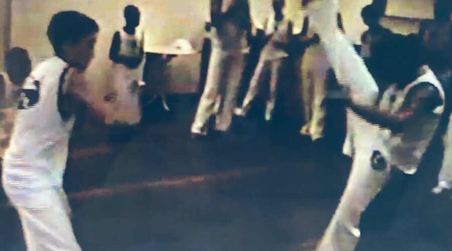 Universidade Livre de Estudos Culturais da Capoeira - Universidade da Capoeira - UNICAPOEIRA, Instituto de Educação Socioambiental - IESAMBI e Associação de Capoeira - ASCA. Mestres Dom Ivan Zacarias Guimarães Gobbo, Polêmico - Professor João Couto Teixeira, Boca Senzala - Humberto Barbosa de Sousa, Paulo Roberto Simpatia e Guerreiro. Brasília, Distrito Federal/DF, Brasil.