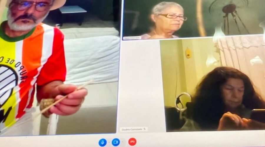 Orquestra Harmônica de Berimbaus. Toques Dobrados de Amazonas, Idalina e Iúnas Mandingueira e Verdadeira, Baião. Bella - Maria Isabel Melotti Xible e Laura Cavalieri Bisio. Sala de Entrar, Tigüéra 360, Juiz de Fora, Minas Gerais/MG, Brasil. Registro de Capoeira Mestre Polêmico - Professor João Couto Teixeira. IMG_8349. 2,62 GB. 19h30. Quinta-feira, 13 de Abril de 2023. HD 1080p. Universidade Livre de Estudos Culturais da Capoeira - Universidade da Capoeira - UNICAPOEIRA, Instituto de Educação Socioambiental - IESAMBI, Associação de Capoeira - ASCA e Grupo de Capoeira MEIA LUA - Fundado Terça-feira, 29 de Maio de 1962.