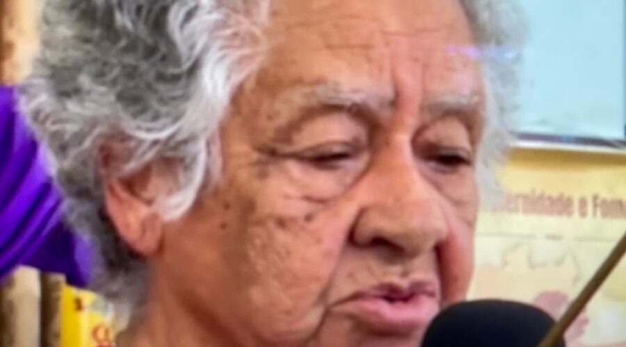 Um Dia com Maria: Terço, Consagração a Nossa Senhora, Catequese Mariana, Café com Maria, Louvor com os Jovens, Meditação Quaresmal, Adoração, Bênção do Santíssimo. Condução Padre João Francisco Batista daSilva. Igreja Nossa Senhora Mãe de Deus, Bairro Nossa Senhora de Lourdes, Juiz de Fora, Minas Gerais/MG, Brasil. Registro de Capoeira Mestre Polêmico - Professor João Couto Teixeira. IMG_8235/6. 15,57 GB. 14,24/16h50. Domingo, 26 de Março de 2023. HD 1080p. Universidade Livre de Estudos Culturais da Capoeira - Universidade da Capoeira - UNICAPOEIRA, Instituto de Educação Socioambiental - IESAMBI, Associação de Capoeira - ASCA e Grupo de Capoeira MEIA LUA - Fundado Terça-feira, 29 de Maio de 1962.