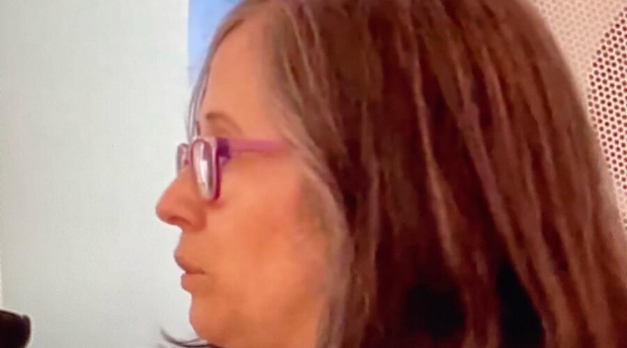 Celebração da Palavra. Ministras Extraordinárias da Sagrada Comunhão Cláudia Cristina Lessa Duarte, Maria Helena F. Costa e Maria Angélica A. de Moraes Tavares. Salmo 147 - Glorifica O Senhor, Jerusalém - Mestre Polêmico. Música Sidney. Igreja Nossa Senhora Mãe de Deus, Bairro Nossa Senhora de Lourdes, Juiz de Fora, Minas Gerais/MG, Brasil. Registro de Capoeira Mestre Polêmico - Professor João Couto Teixeira. IMG_7743. 5,13 GB. 15h00. Sexta-feira, 06 de Janeiro de 2023. HD 1080p. Universidade Livre de Estudos Culturais da Capoeira - Universidade da Capoeira - UNICAPOEIRA, Instituto de Educação Socioambiental - IESAMBI, Associação de Capoeira - ASCA e Grupo de Capoeira MEIA LUA - Fundado Terça-feira, 29 de Maio de 1962. Seja membro deste canal e ganhe benefícios: https://www.youtube.com/channel/UCE6HrA5Y_VZ4-hgw8FG13aw/join