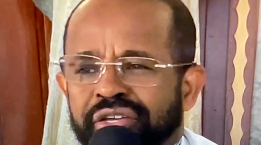 Celebração Eucarística. Padre Luiz Carlos Vitório. Diácono Márcio Rosa dos Santos. Leitura e Salmo Ministr@s Extraordinári@s da Sagrada Comunhão Paulo Roberto Pires e Cláudia Cristina Lessa Duarte. Preces Graça. Igreja Nossa Senhora Mãe de Deus, Bairro Nossa Senhora de Lourdes, Juiz de Fora, Minas Gerais/MG, Brasil. Registro de Capoeira Mestre Polêmico - Professor João Couto Teixeira. IMG_8839. 4,84 GB. 07h00. Sexta-feira, 04 de Agosto de 2023. HD 1080p. Universidade Livre de Estudos Culturais da Capoeira - Universidade da Capoeira - UNICAPOEIRA, Instituto de Educação Socioambiental - IESAMBI, Associação de Capoeira - ASCA e Grupo de Capoeira MEIA LUA - Fundado Terça-feira, 29 de Maio de 1962. Seja membro deste canal e ganhe benefícios: https://www.youtube.com/channel/UCE6HrA5Y_VZ4-hgw8FG13aw/join