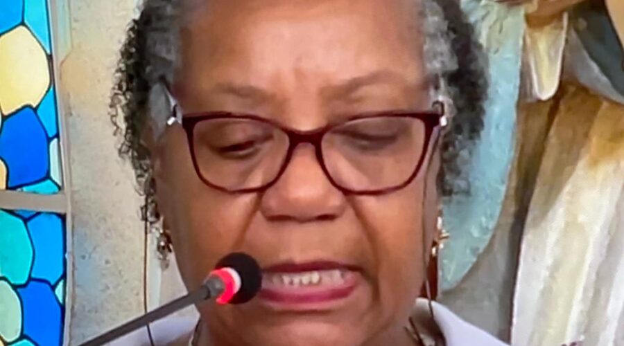 Celebração Eucarística. Trezena a Nossa Senhora de Fátima - Sexto Dia. Padre João Francisco Batista da Silva. Ministra Extraordinária da Sagrada Comunhão Maria Inês. Leitura Graça. Preces da Comunidade Isabel. Igreja Nossa Senhora Mãe de Deus, Bairro Nossa Senhora de Lourdes, Juiz de Fora, Minas Gerais/MG, Brasil. Registro de Capoeira Mestre Polêmico - Professor João Couto Teixeira. IMG_8475. 7,85 GB. 09h00. Sábado, 06 de Maio de 2023. HD 1080p. Universidade Livre de Estudos Culturais da Capoeira - Universidade da Capoeira - UNICAPOEIRA, Instituto de Educação Socioambiental - IESAMBI, Associação de Capoeira - ASCA e Grupo de Capoeira MEIA LUA - Fundado Terça-feira, 29 de Maio de 1962.