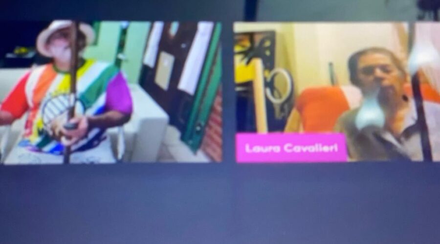 Orquestra Harmônica de Berimbaus. Mestra Laura Cavalieri Bisio. Solo, Santa Maria X Iúna Verdadeira, Angola/Cavalaria/Banguela X Idalina Dobrada e São Bento Pequeno X Maculelê. Sala de Entrar, Tigüéra 360, Juiz de Fora, Minas Gerais/MG, Brasil. Registro de Capoeira Mestre Polêmico - Professor João Couto Teixeira. IMG_8930. 1,82 GB. 19h30. Quinta-feira, 24 de Agosto de 2023. HD 1080p. Universidade Livre de Estudos Culturais da Capoeira - Universidade da Capoeira - UNICAPOEIRA, Instituto de Educação Socioambiental - IESAMBI, Associação de Capoeira - ASCA e Grupo de Capoeira MEIA LUA - Fundado Terça-feira, 29 de Maio de 1962. Seja membro deste canal e ganhe benefícios: https://www.youtube.com/channel/UCE6HrA5Y_VZ4-hgw8FG13aw/join