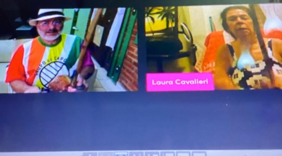 Orquestra Harmônica de Berimbaus. Mestra Laura Cavalieri Bisio. Amazonas e Santa Maria - Cantada e Tocada. Sala de Entrar, Tigüéra 360, Juiz de Fora, Minas Gerais/MG, Brasil. Registro de Capoeira Mestre Polêmico - Professor João Couto Teixeira. IMG_9034. 2,69 GB. 19h32. Quinta-feira, 21 de Setembro de 2023. HD 1080p. Universidade Livre de Estudos Culturais da Capoeira - Universidade da Capoeira - UNICAPOEIRA, Instituto de Educação Socioambiental - IESAMBI, Associação de Capoeira - ASCA e Grupo de Capoeira MEIA LUA - Fundado Terça-feira, 29 de Maio de 1962. Seja membro deste canal e ganhe benefícios: https://www.youtube.com/channel/UCE6HrA5Y_VZ4-hgw8FG13aw/join