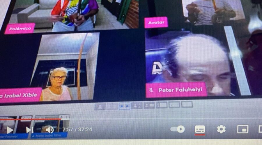 Orquestra Harmônica de Berimbaus. Mestr@s Bella - Maria Izabel Melotti Xible, Mandingueiro - Peter Faluhelyi e Avatar - Giovanni Diomedson de Andrade. Angola, Banguela, Cavalaria, Santa Maria, Amazonas, Iúnas Mandingueira e Verdadeira. Sala de Entrar, Tigüéra 360, Juiz de Fora, Minas Gerais/MG, Brasil. Registro de Capoeira Mestre Polêmico - Professor João Couto Teixeira. IMG_9106. 4,25 GB. 20h47. Segunda-feira - 09 de Outubro de 2023. HD 1080p. Universidade Livre de Estudos Culturais da Capoeira - Universidade da Capoeira - UNICAPOEIRA, Instituto de Educação Socioambiental - IESAMBI, Associação de Capoeira - ASCA e Grupo de Capoeira MEIA LUA - Fundado Terça-feira, 29 de Maio de 1962. Orquestra Harmônica de Berimbaus. Berimbaus - Toques e Cantos com Diferentes Afinações, Simples e Dobrados, segundo ensinamentos dos Mestres Marco Aurélio de Moraes Barros (in Memoriam) e Reynaldo Teixeira Alves, do Grupo MEIA LUA, adaptados por Mestre Polêmico. Seja membro deste canal e ganhe benefícios: https://www.youtube.com/channel/UCE6HrA5Y_VZ4-hgw8FG13aw/join