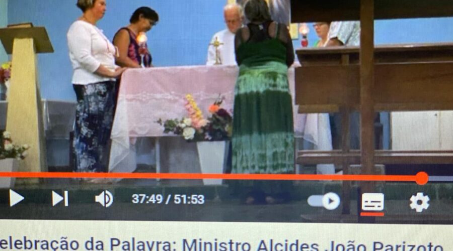 Celebração da Palavra. Ministro Alcides João Parizoto. Capela da Divina Misericórdia, Residencial Café Planalto, Sobradinho II, Distrito Federal/DF, Brasil. Registro de Capoeira Mestre Polêmico - Professor João Couto Teixeira. IMG_4947. 6,66 GB. 18h17. Sábado, 26 de Setembro de 2015. HD 1080p. Universidade Livre de Estudos Culturais da Capoeira - Universidade da Capoeira - UNICAPOEIRA, Instituto de Educação Socioambiental - IESAMBI, Associação de Capoeira - ASCA e Grupo de Capoeira MEIA LUA - Fundado Terça-feira, 29 de Maio de 1962. Seja membro deste canal e ganhe benefícios: https://www.youtube.com/channel/UCE6HrA5Y_VZ4-hgw8FG13aw/join
