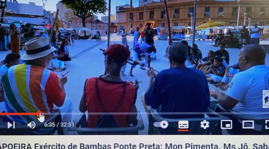 Exército de Bambas Ponte Preta. Monitora Pimenta - Cleide Aparecida Marcelo, Graduadas Isabel, Débora, Discentes Nzinga, Kaio, Luiz, Didi, Cyborg, Flordelis, Mestres Jô - João Mendes Batista Barbosa Filho, Sabão - João Batista Lage Barbosa, Polêmico - Professor João Couto Teixeira, Gil Guimarães. Praça Antônio Carlos, Bairro Centro , Juiz de Fora, Minas Gerais/MG, Brasil. Registro de Capoeira Mestre Polêmico - Professor João Couto Teixeira. IMG_9235. 3,73 GB. 16h05. Sábado, 11 de Novembro de 2023. HD 1080p. Universidade Livre de Estudos Culturais da Capoeira - Universidade da Capoeira - UNICAPOEIRA, Instituto de Educação Socioambiental - IESAMBI, Associação de Capoeira - ASCA e Grupo de Capoeira MEIA LUA - Fundado Segunda-feira, 30 de Maio de 1962. Seja membro deste canal e ganhe benefícios: https://www.youtube.com/channel/UCE6HrA5Y_VZ4-hgw8FG13aw/join