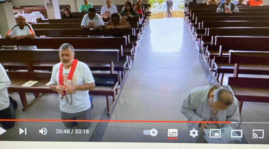 Terço dos Homens em Família. Coordenador Cláudio. Igreja Nossa Senhora Mãe de Deus, Bairro Nossa Senhora de Lourdes, Juiz de Fora, Minas Gerais/MG, Brasil. Registro de Capoeira Mestre Polêmico - Professor João Couto Teixeira. IMG_9148. 3,78 GB. 09h15. Domingo, 22 de Outubro de 2023. HD 1080p. Universidade Livre de Estudos Culturais da Capoeira - Universidade da Capoeira - UNICAPOEIRA, Instituto de Educação Socioambiental - IESAMBI, Associação de Capoeira - ASCA e Grupo de Capoeira MEIA LUA - Fundado Terça-feira, 29 de Maio de 1962. Seja membro deste canal e ganhe benefícios: https://www.youtube.com/channel/UCE6HrA5Y_VZ4-hgw8FG13aw/join