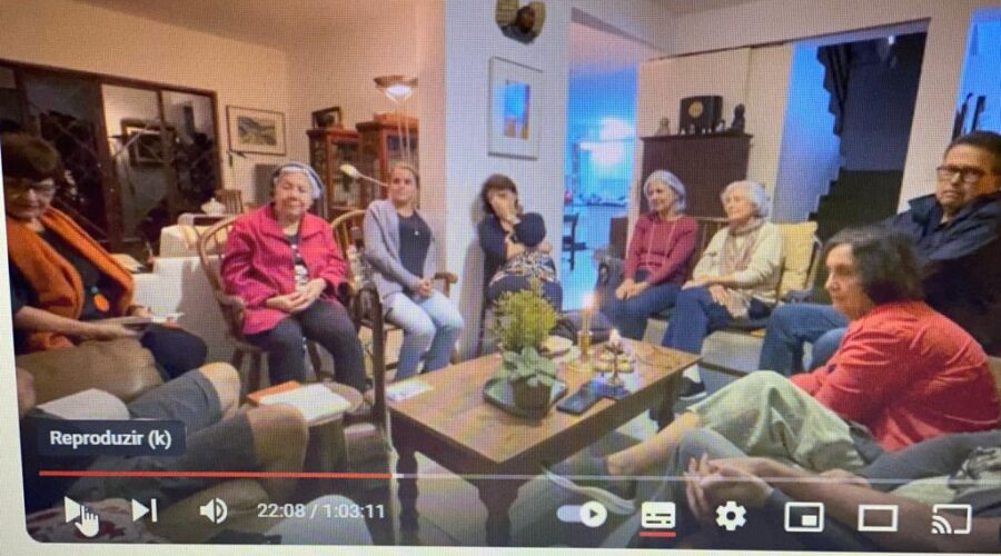 Oração. Pastor Edson Fernando, Faustino Teixeira e Grupo. Tigüéra 328, Juiz de Fora, Minas Gerais/MG, Brasil. Registro de Capoeira Mestre Polêmico - Professor João Couto Teixeira. IMG_8507. 7,17 GB. 19h00. Quinta-feira, 11 de Maio de 2023. HD 1080p. Universidade Livre de Estudos Culturais da Capoeira - Universidade da Capoeira - UNICAPOEIRA, Instituto de Educação Socioambiental - IESAMBI, Associação de Capoeira - ASCA e Grupo de Capoeira MEIA LUA - Fundado Terça-feira, 29 de Maio de 1962. Seja membro deste canal e ganhe benefícios: https://www.youtube.com/channel/UCE6HrA5Y_VZ4-hgw8FG13aw/join