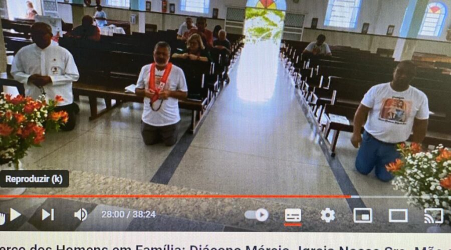 Terço dos Homens em Família. Diácono Márcio Rosa dos Santos. Igreja Nossa Senhora Mãe de Deus, Bairro Nossa Senhora de Lourdes, Juiz de Fora, Minas Gerais/MG, Brasil. Registro de Capoeira Mestre Polêmico - Professor João Couto Teixeira. IMG_9287. 4,36 GB. 09h15. Domingo, 26 de Novembro de 2023. HD 1080p. Universidade Livre de Estudos Culturais da Capoeira - Universidade da Capoeira - UNICAPOEIRA, Instituto de Educação Socioambiental - IESAMBI, Associação de Capoeira - ASCA e Grupo de Capoeira MEIA LUA - Fundado Terça-feira, 29 de Maio de 1962. Seja membro deste canal e ganhe benefícios: https://www.youtube.com/channel/UCE6HrA5Y_VZ4-hgw8FG13aw/join