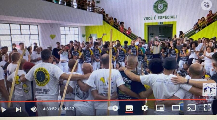 Contramestre Soldado - Marcelo Moreira. Formatura. Sport Club. Avenida Barão do Rio Branco, 1.303, CEP 36.045-475, Bairro Centro, Juiz de Fora, Minas Gerais/MG, Brasil. Registro de Capoeiras Mestres Polêmico - Professor João Couto Teixeira e Avatar - Giovanni Diomedson de Andrade. IMG_4203. 32,49 GB. 16h16. Sábado, 04 de Novembro de 2023. HD 1080p. Universidade Livre de Estudos Culturais da Capoeira - Universidade da Capoeira - UNICAPOEIRA, Instituto de Educação Socioambiental - IESAMBI, Associação de Capoeira - ASCA e Grupo de Capoeira MEIA LUA - Fundado Segunda-feira, 30 de Maio de 1962. Seja membro deste canal e ganhe benefícios: https://www.youtube.com/channel/UCE6HrA5Y_VZ4-hgw8FG13aw/join