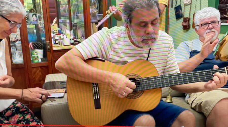 Homenagem ao Serjão Eduardo Evangelista dos Santos: Xico - Francisco de Assis Couto Teixeira, Capoeira Mestre Asè Dudú - Faustino Luiz Couto Teixeira, Marialú, João, Estêvão Teixeira. Cuitelinho - Renato Teixeira de Oliveira e Sergio Ravini Reis. Sala de Entrar, Tigüéra 360, Juiz de Fora, Minas Gerais/MG, Brasil. Registro de Capoeira Mestre Polêmico - Professor João Couto Teixeira. IMG_9311. 701,3 GB. 15h52. Quarta-feira, 14 de Fevereiro de 2024. HD 1080p. Universidade Livre de Estudos Culturais da Capoeira - Universidade da Capoeira - UNICAPOEIRA, Instituto de Educação Socioambiental - IESAMBI, Associação de Capoeira - ASCA e Grupo de Capoeira MEIA LUA - Fundado Terça-feira, 29 de Maio de 1962. Seja membro deste canal e ganhe benefícios: https://www.youtube.com/channel/UCE6HrA5Y_VZ4-hgw8FG13aw/join