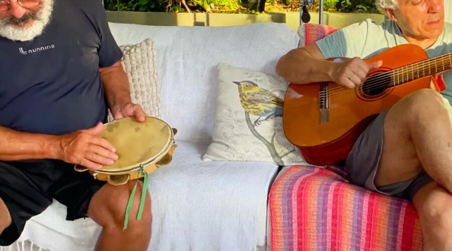 Mestre Polêmico - Pandeiro e Estêvão Couto Teixeira - Flauta, Violão. Tigüéra 88, Juiz de Fora, Minas Gerais/MG, Brasil. Registro de Capoeira Mestre Polêmico - Professor João Couto Teixeira. IMG_9304/7. 4,93 GB. 13h26/16h34. Segunda-feira, 12 de Fevereiro de 2024. HD 1080p. MOV. Universidade Livre de Estudos Culturais da Capoeira - Universidade da Capoeira - UNICAPOEIRA, Instituto de Educação Socioambiental - IESAMBI, Associação de Capoeira - ASCA e Grupo de Capoeira MEIA LUA - Fundado Terça-feira, 29 de Maio de 1962. Orquestra Harmônica de Berimbaus. Seja membro deste canal e ganhe benefícios: https://www.youtube.com/channel/UCE6HrA5Y_VZ4-hgw8FG13aw/join