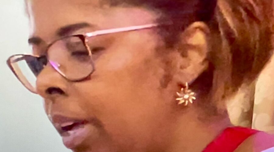 Celebração Eucarística: Padre Luiz Carlos Vitório. Ministra Extraordinário da Sagrada Comunhão Ana Valério. Acolhida Adélia Fernandes. Leitura Valéria. Salmo 17 - Ao Senhor eu Invoquei na minha Angústia e Ele Escutou a minha Voz - Mestre Polêmico. Igreja Nossa Senhora Mãe de Deus, Bairro Nossa Senhora de Lourdes, Juiz de Fora, Minas Gerais/MG, Brasil. Registro de Capoeira Mestre Polêmico - Professor João Couto Teixeira. IMG_9417. 4,33 GB. 07h00. Sexta-feira, 22 de Março de 2024. HD 1080p. MOV. Universidade Livre de Estudos Culturais da Capoeira - Universidade da Capoeira - UNICAPOEIRA, Instituto de Educação Socioambiental - IESAMBI, Associação de Capoeira - ASCA e Grupo de Capoeira MEIA LUA - Fundado Terça-feira, 29 de Maio de 1962. Seja membro deste canal e ganhe benefícios: https://www.youtube.com/channel/UCE6HrA5Y_VZ4-hgw8FG13aw/join