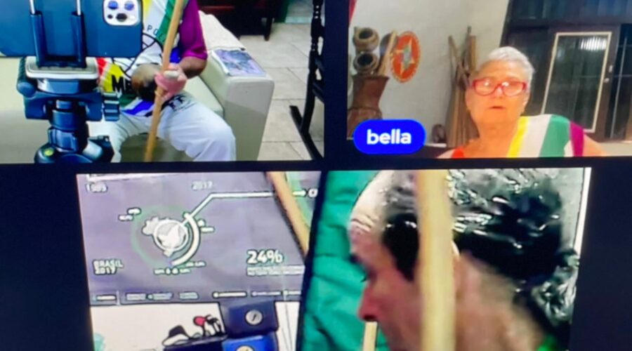 Berimbau Solo e Conversa. Mestr@s Lua - Maria Isabel Melotti Xible, Neném - Ana Maria Couto Teixeira e Mandingueiro - Peter Faluhelyi. Sala de Entrar, Tigüéra 360, Juiz de Fora, Minas Gerais/MG, Brasil. Registro de Capoeira Mestre Polêmico - Professor Doutor João Couto Teixeira. IMG_9636. 2,96 GB. 20h33. Quinta-feira, 18 de Abril de 2024. HD 1080p. MOV. Universidade Livre de Estudos Culturais da Capoeira - Universidade da Capoeira - UNICAPOEIRA, Instituto de Educação Socioambiental - IESAMBI, Associação de Capoeira - ASCA e Grupo de Capoeira MEIA LUA - Fundado Terça-feira, 29 de Maio de 1962. Orquestra Harmônica de Berimbaus. Seja membro deste canal e ganhe benefícios: https://www.youtube.com/channel/UCE6HrA5Y_VZ4-hgw8FG13aw/join