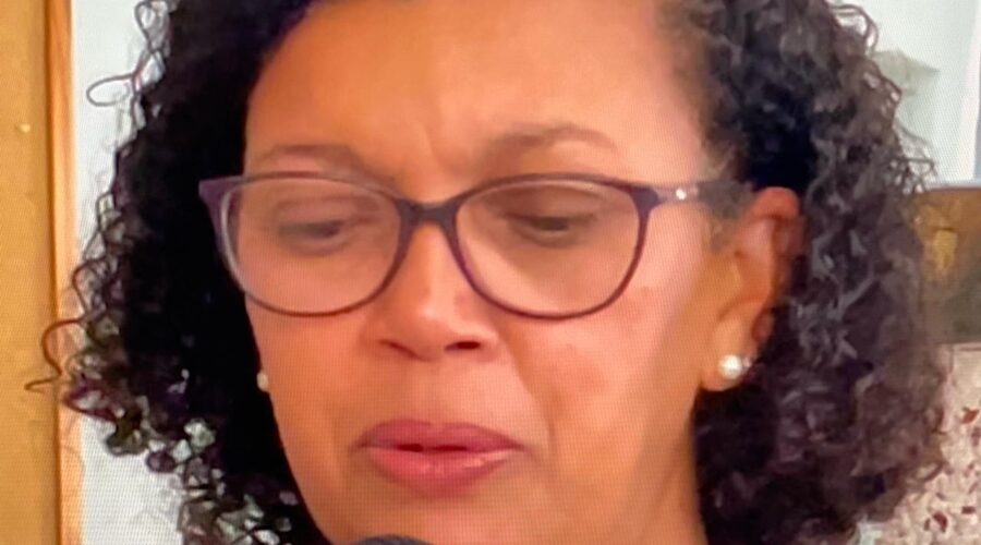 Celebração Eucarística de Páscoa: Padre Luiz Carlos Vitório. Diácono Márcio Rosa dos Santos. Igreja Nossa Senhora Mãe de Deus, Bairro Nossa Senhora de Lourdes, Juiz de Fora, Minas Gerais/MG, Brasil. Registro de Capoeira Mestre Polêmico - Professor João Couto Teixeira. IMG_9467. 9,356 GB. 08h00. Domingo, 31 de Março de 2024. HD 1080p. MOV. Universidade Livre de Estudos Culturais da Capoeira - Universidade da Capoeira - UNICAPOEIRA, Instituto de Educação Socioambiental - IESAMBI, Associação de Capoeira - ASCA e Grupo de Capoeira MEIA LUA - Fundado Terça-feira, 29 de Maio de 1962. Seja membro deste canal e ganhe benefícios: https://www.youtube.com/channel/UCE6HrA5Y_VZ4-hgw8FG13aw/join